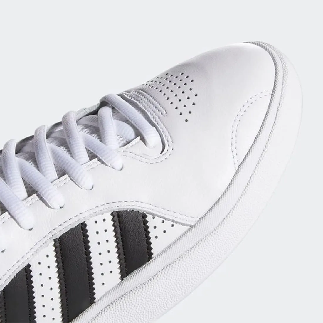 adidas Men's Tyshawn Shoe