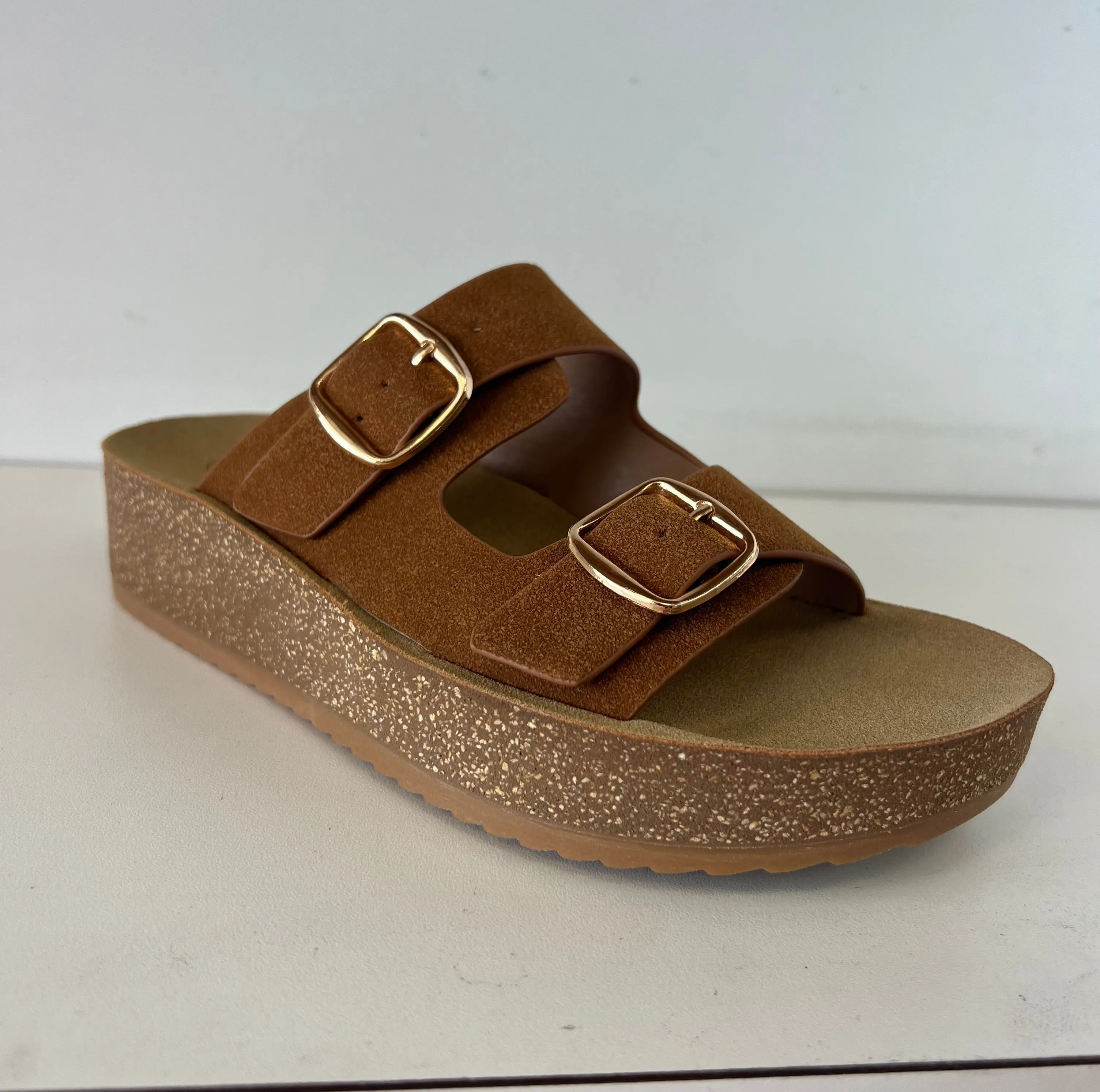 BREDA-02 Whiskey Brown