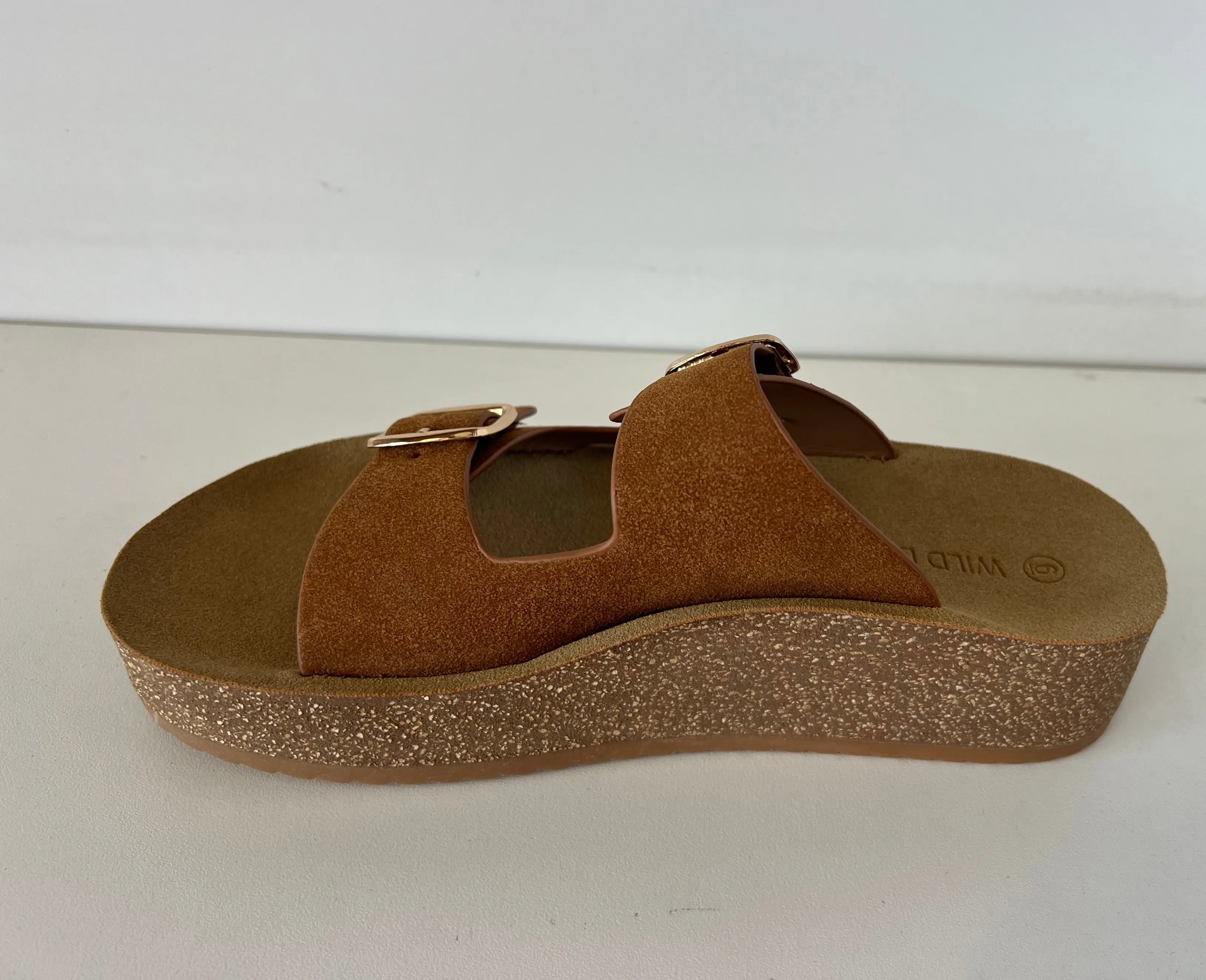 BREDA-02 Whiskey Brown
