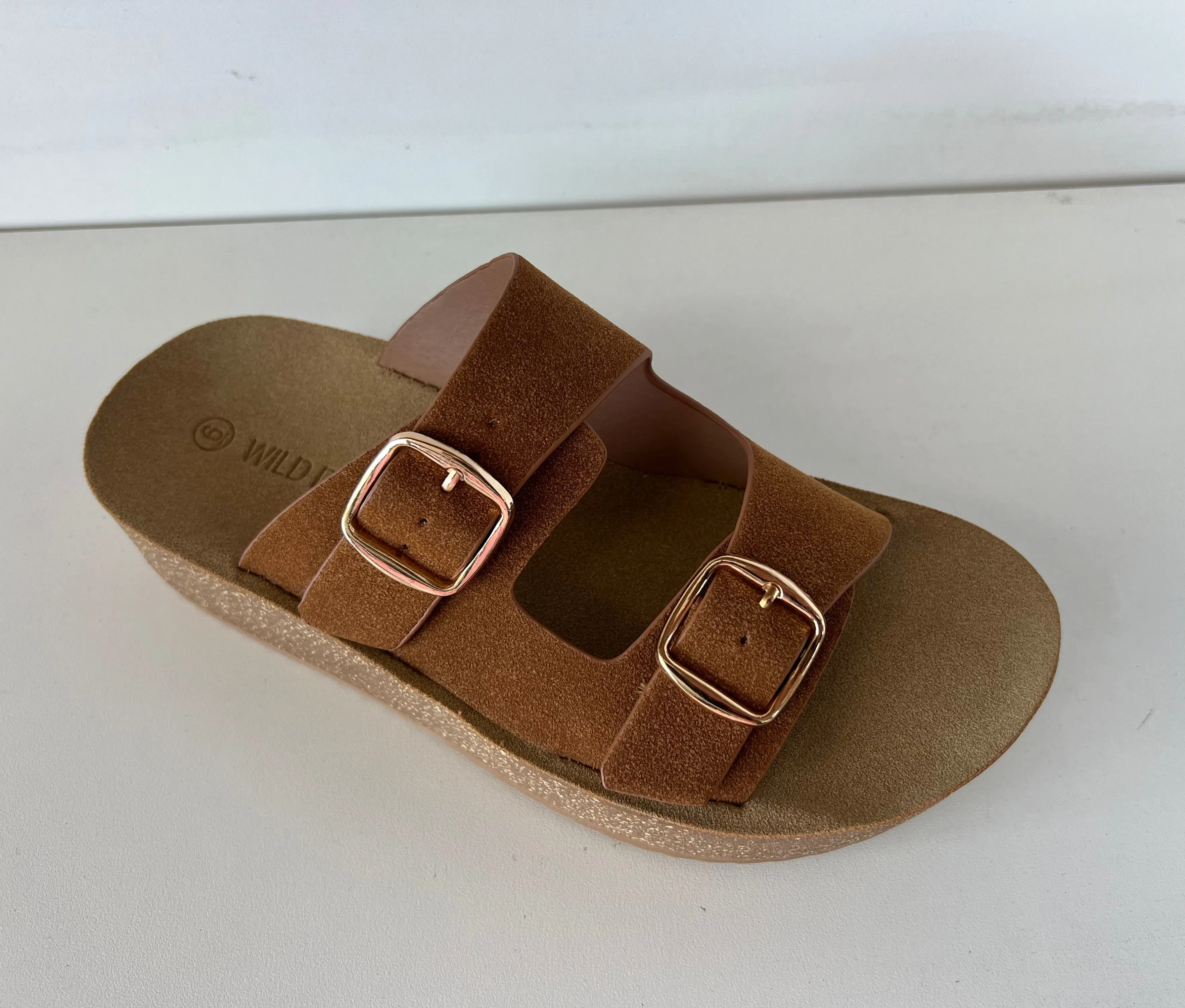 BREDA-02 Whiskey Brown