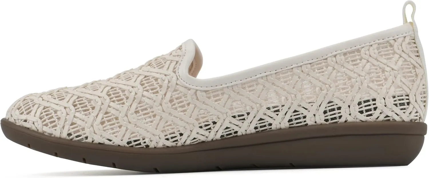 CLIFFS BY WHITE MOUNTAIN Women's Twisty Woven Moccasin Style Loafer Flat