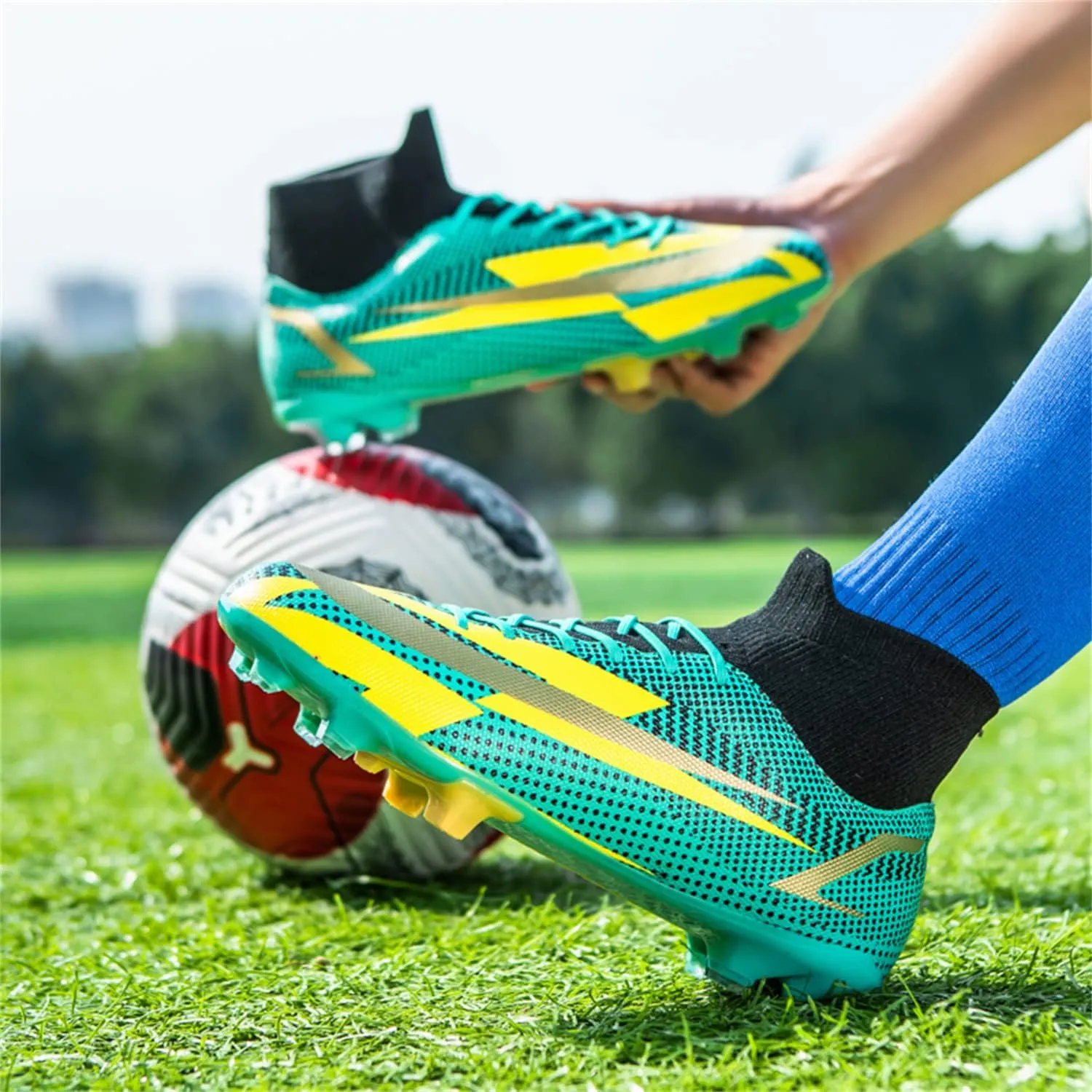 DRESER Competitive Adult Football Shoes Men's and Women's Outdoor Football Shoes Track and Field Turf World Team Non-Slip Shoes Running Sports Lightweight Breathable Non-Slip Shock-Absorbing Shoes