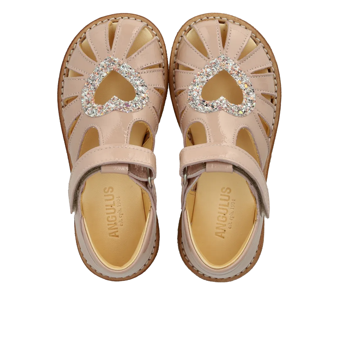 Heart sandal with a sparkling glitter heart