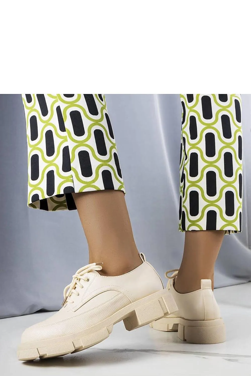 Low Shoes Solea