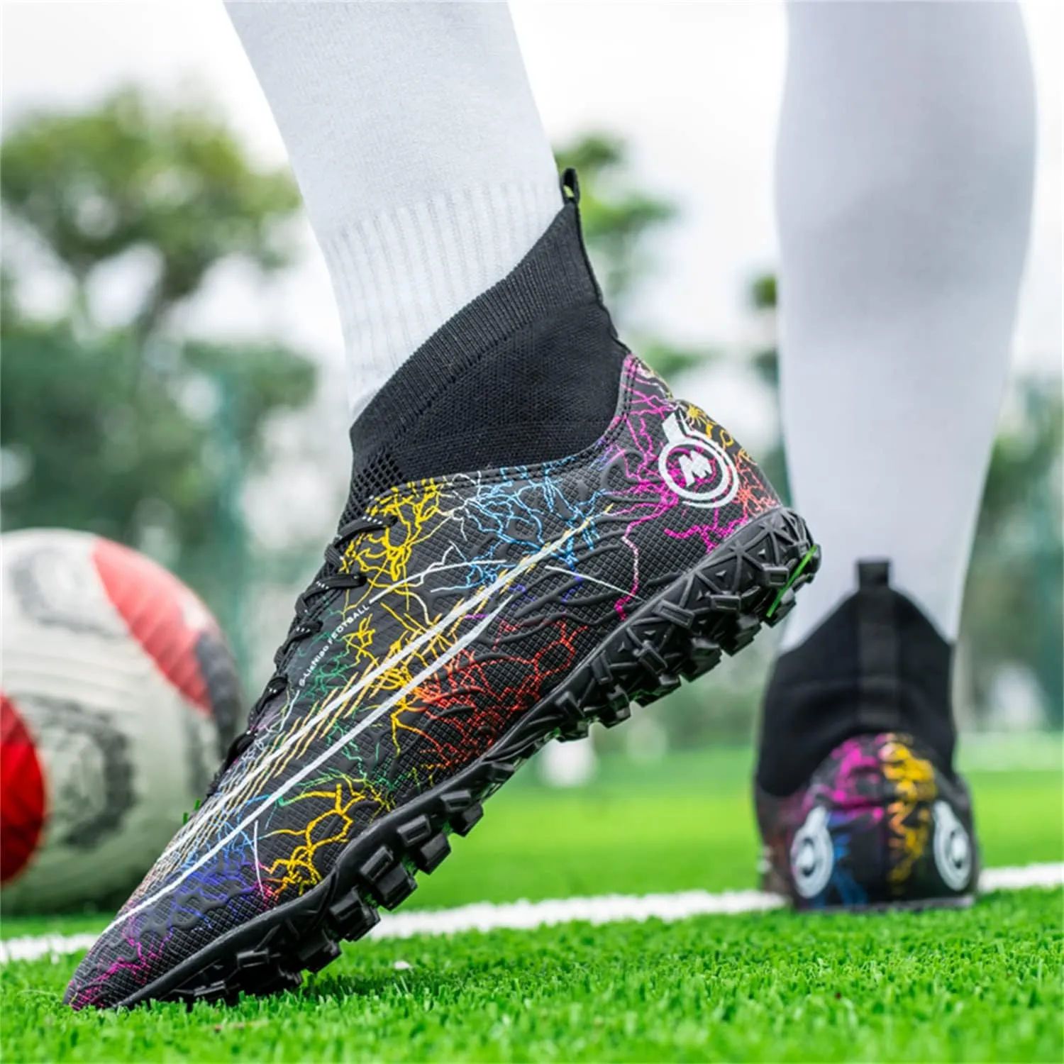 MDPCX Competitive Unisex Soccer Shoes Men Women Indoor Outdoor Football Boots Athletic Turf Mundial Team Cleat Running Sports Lightweight Breathable Anti-Skid Damping Shoes