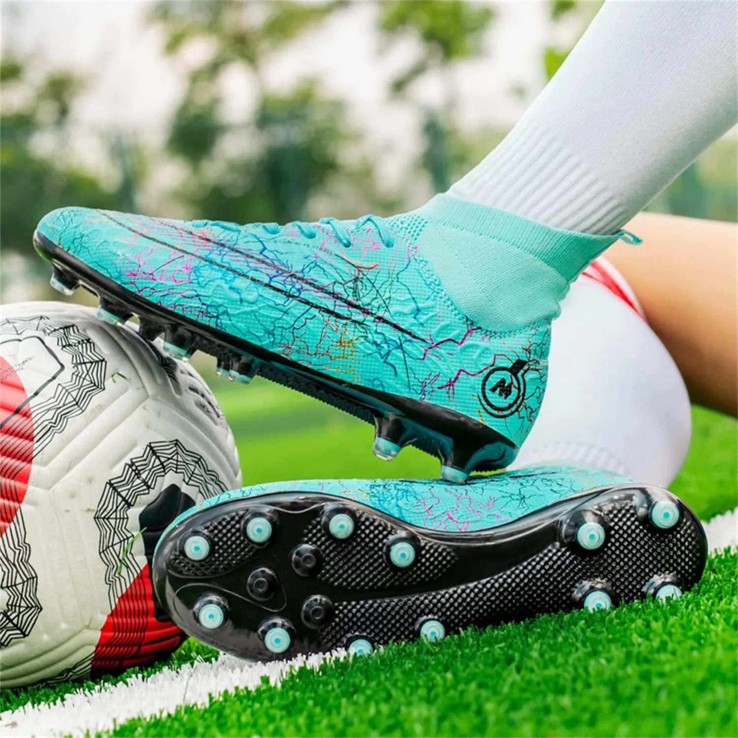 MDPCX Competitive Unisex Soccer Shoes Men Women Indoor Outdoor Football Boots Athletic Turf Mundial Team Cleat Running Sports Lightweight Breathable Anti-Skid Damping Shoes