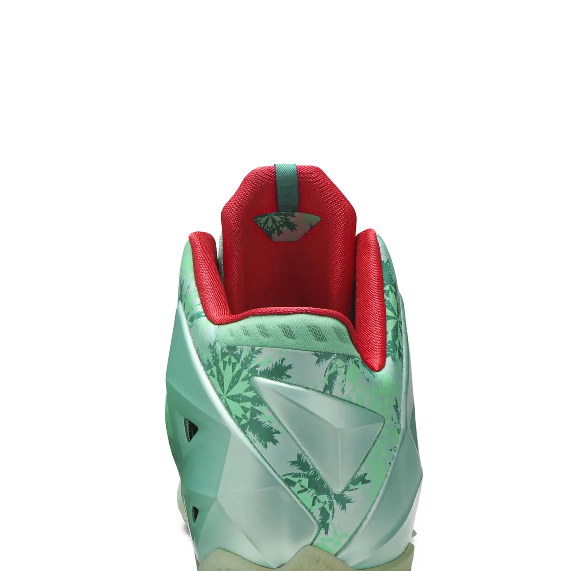 Nike LeBron 11 'Christmas' (2013)