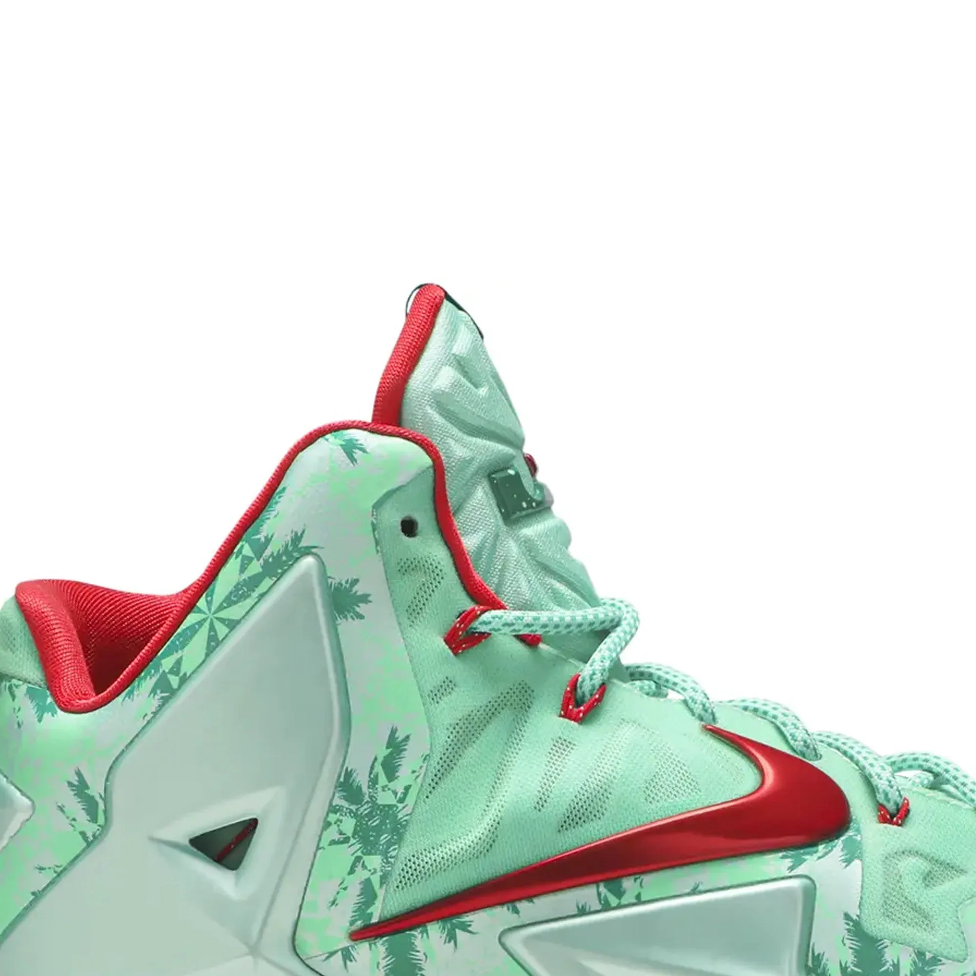 Nike LeBron 11 'Christmas' (2013)
