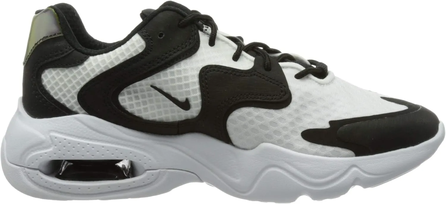Nike Men's Classic Basketball Shoe