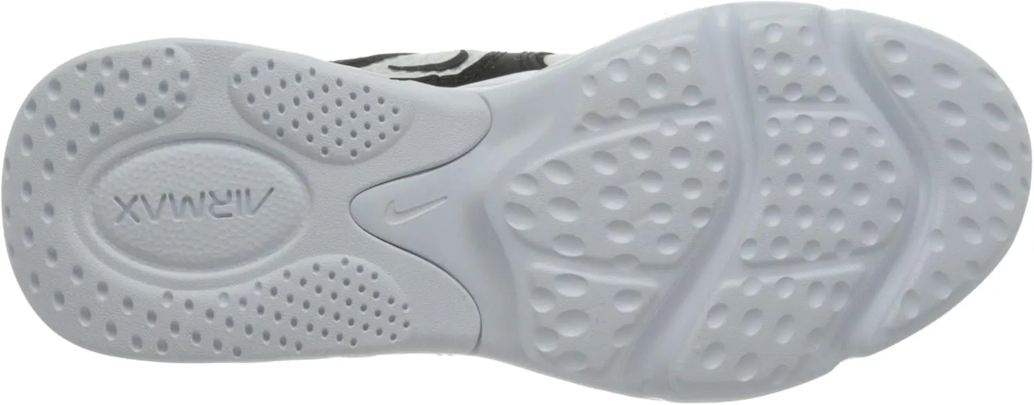 Nike Men's Classic Basketball Shoe