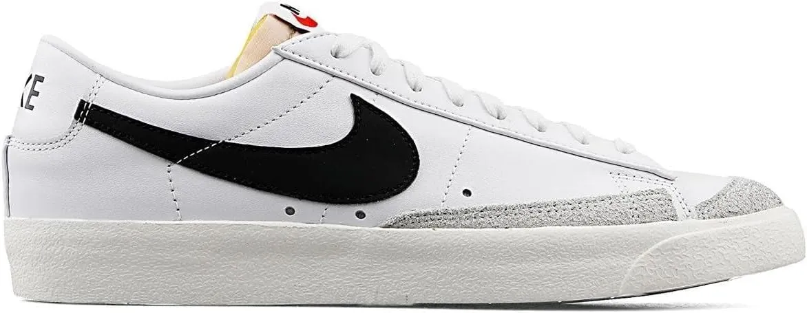 Nike Men's Classic Basketball Shoe
