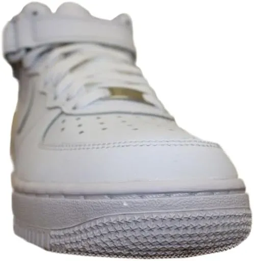 NIKE Men's Sneakers