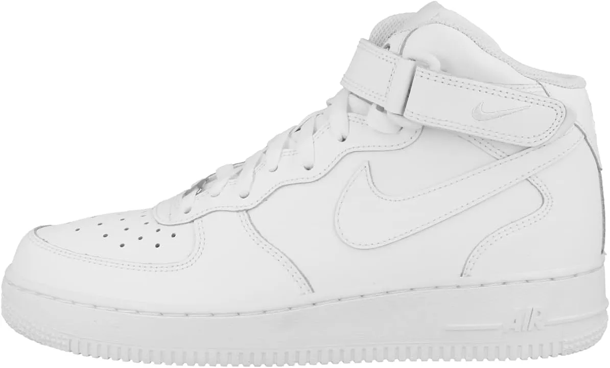 NIKE Men's Sneakers
