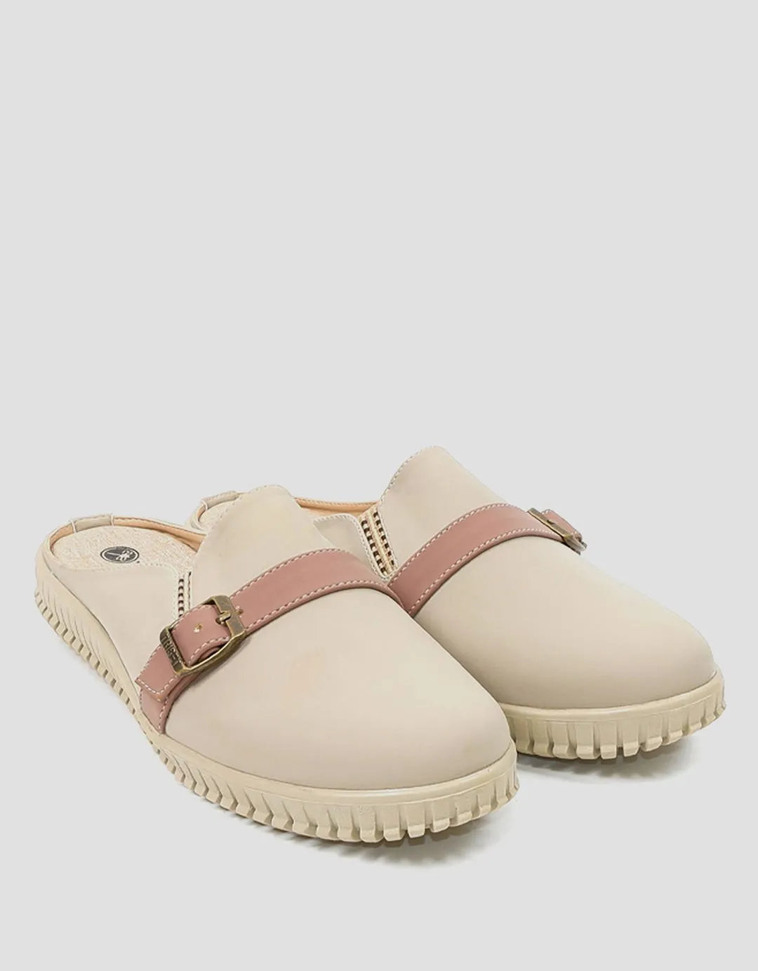 Triset Bustong Buckle Sandal Wanita