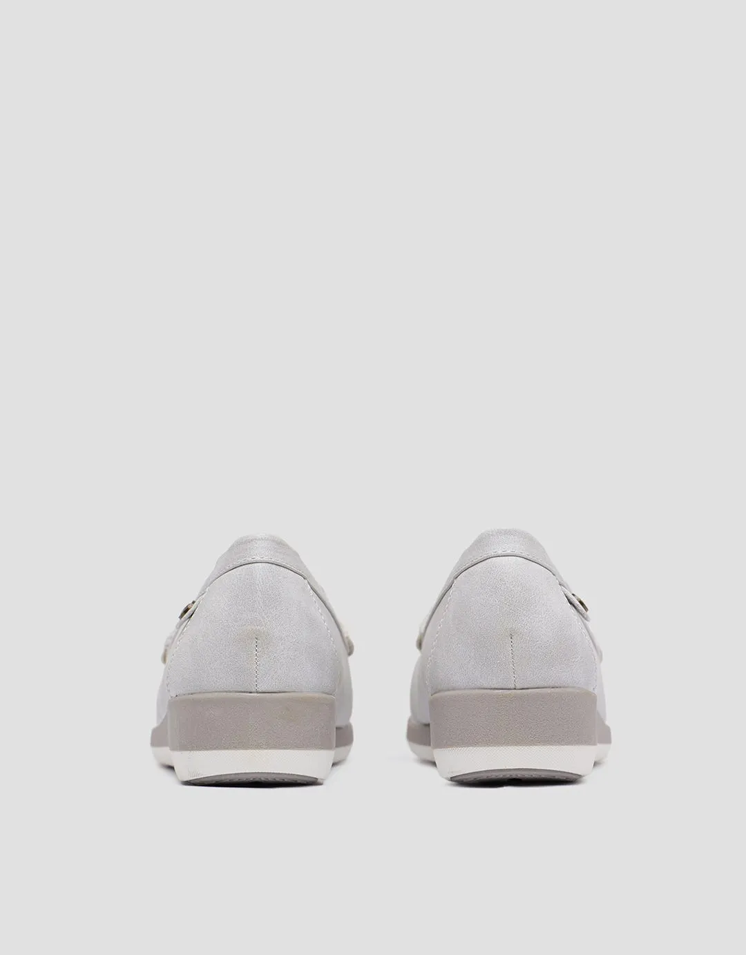 Triset Slip On With Accessories Sepatu Loafer Wanita