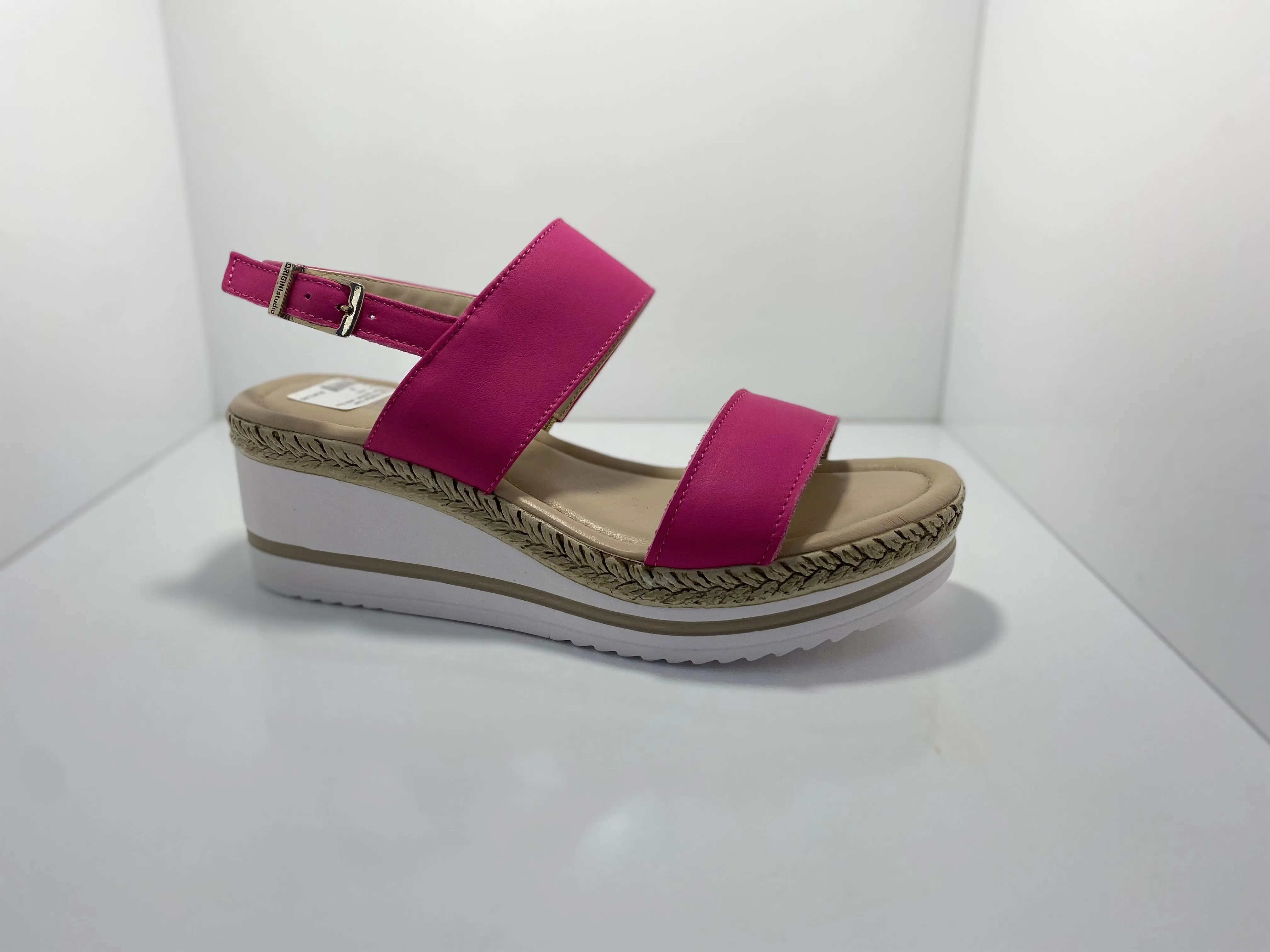 Troppo Wedge Heel Leather Sandal with Buckle Origini
