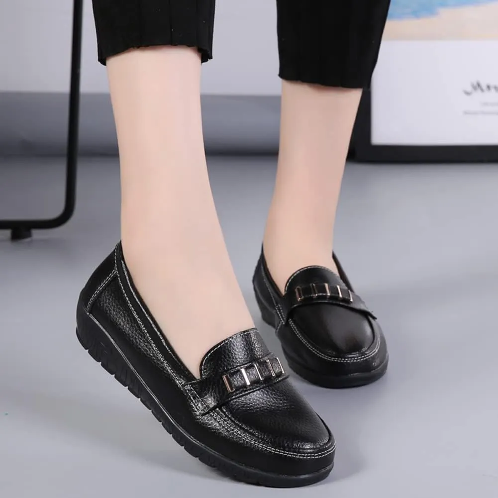 WERWAES Classic Leather Loafers for Womens Casual Lightweight Non-slip Moccasins Flats Office Driving Walking Slip on Ladies Loafers Shoes