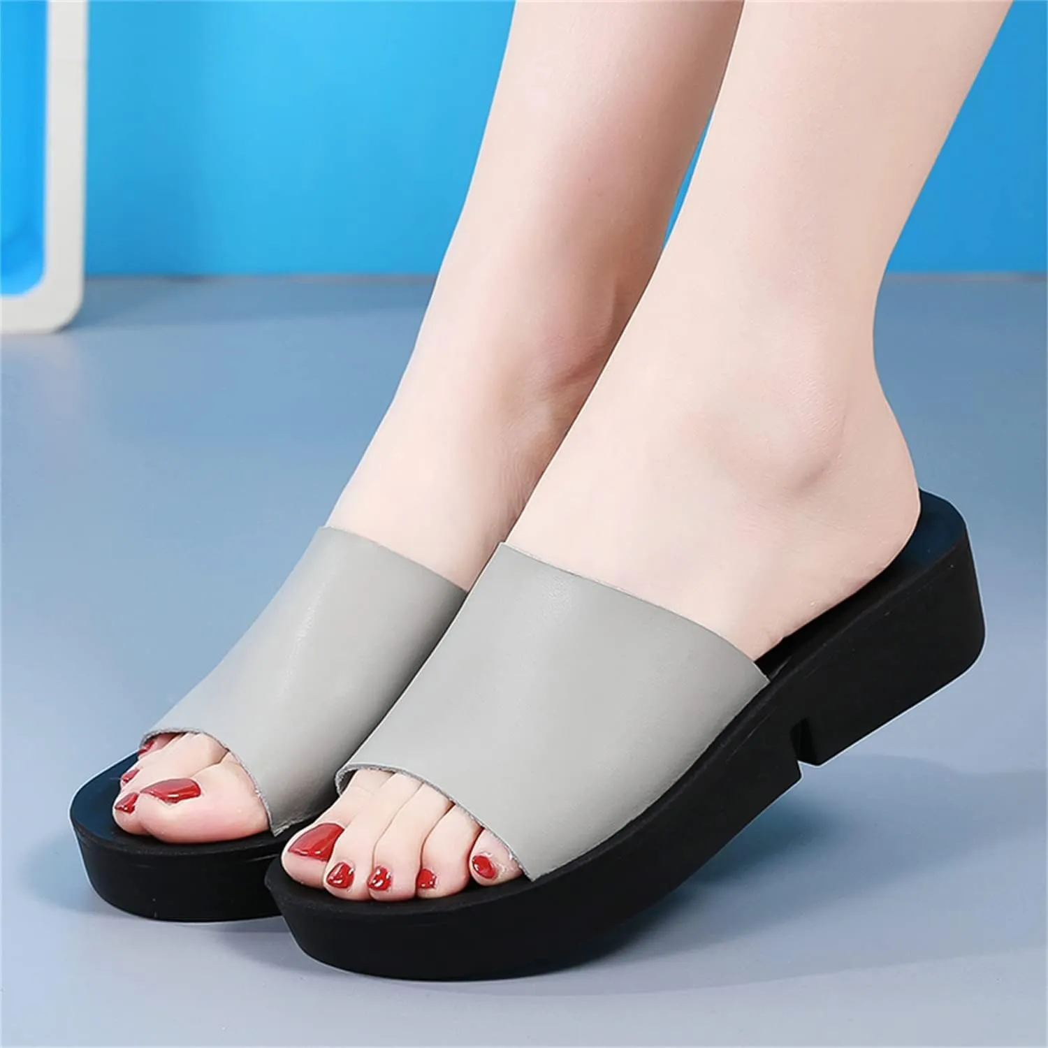Women's Platform Sandals Casual Fashion Wedge Summer Beach Shoes Comfortable and lightweight slippers for women